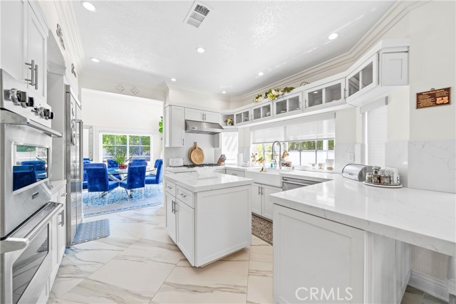 2 Corsica, Laguna Niguel CA: https://media.crmls.org/medias/24d8c54e-3b81-4e60-96ed-af4aee787675.jpg