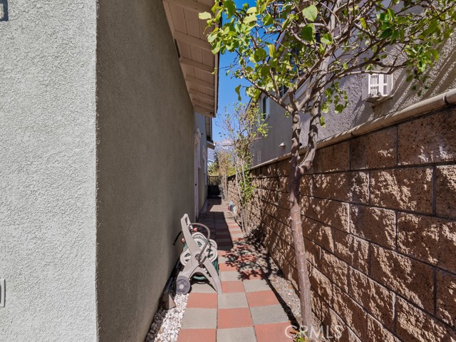 Detail Gallery Image 50 of 55 For 9425 San Bernardino Rd, Rancho Cucamonga,  CA 91730 - 4 Beds | 3 Baths