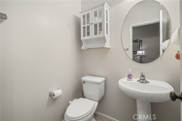 Detail Gallery Image 31 of 59 For 40651 Whitecliff Way, Palmdale,  CA 93551 - 5 Beds | 2/1 Baths