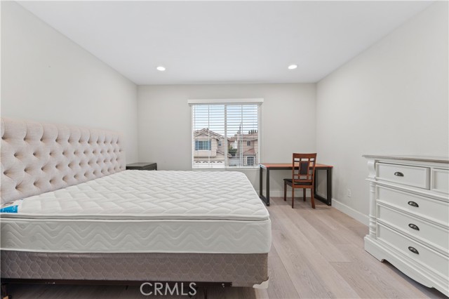 Detail Gallery Image 28 of 31 For 21 New Jersey, Irvine,  CA 92606 - 5 Beds | 3 Baths