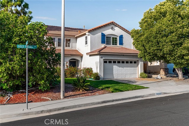 Detail Gallery Image 2 of 32 For 9044 Gold Fields Cir, Corona,  CA 92883 - 5 Beds | 3 Baths