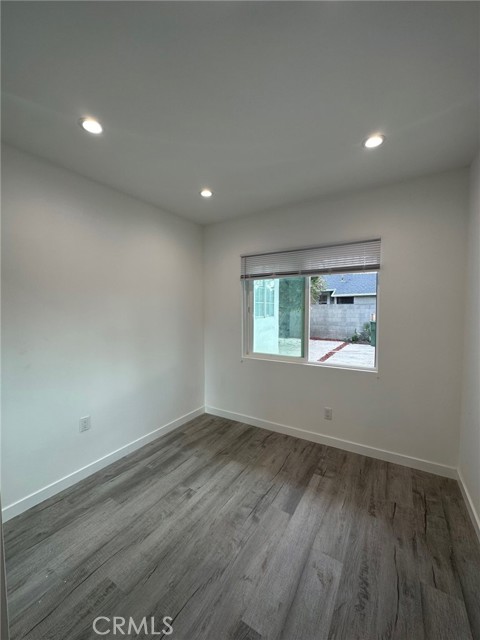 Detail Gallery Image 7 of 13 For 7016 Bertrand Ave, Reseda,  CA 91335 - 1 Beds | 1 Baths