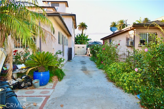 Image 1 of 12 For 2919 Palm Grove Avenue