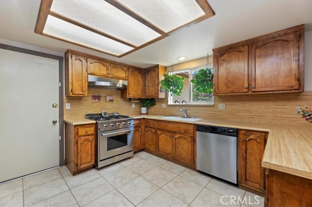 Detail Gallery Image 8 of 26 For 26597 Columbia St., Hemet,  CA 92544 - 3 Beds | 2 Baths