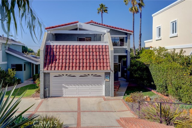 693 19th Street, Manhattan Beach, California 90266, 5 Bedrooms Bedrooms, ,1 BathroomBathrooms,Residential,Sold,19th,SB21194757