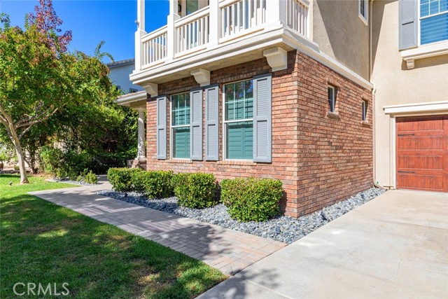 Detail Gallery Image 5 of 61 For 1455 Deer Hollow, Corona,  CA 92882 - 5 Beds | 3/1 Baths