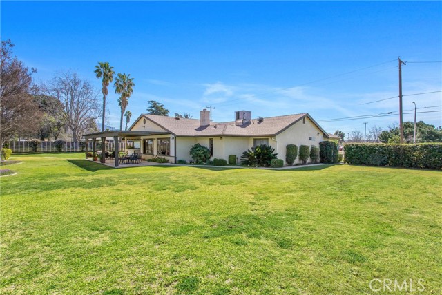 Detail Gallery Image 35 of 45 For 28216 Eucalyptus, Highland,  CA 92346 - 3 Beds | 2/1 Baths