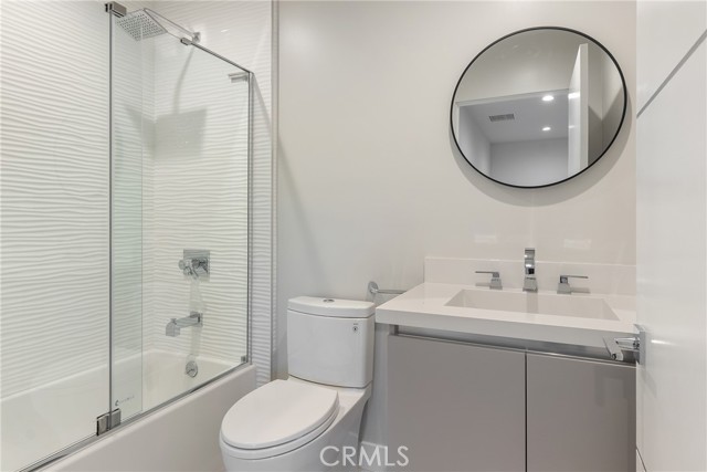Detail Gallery Image 33 of 41 For 14157 Tiara St #101,  Sherman Oaks,  CA 91401 - 3 Beds | 5 Baths