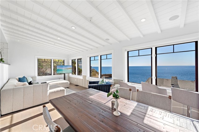 Detail Gallery Image 7 of 61 For 154 Pearl St, Laguna Beach,  CA 92651 - 3 Beds | 3 Baths
