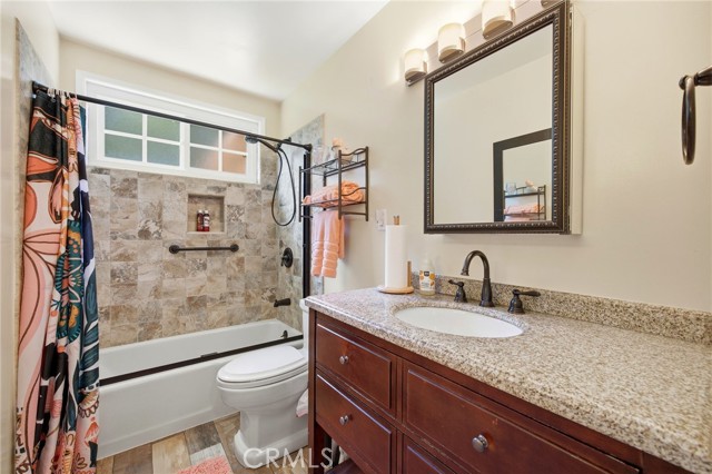 Detail Gallery Image 26 of 49 For 105 Harvard Ln, Seal Beach,  CA 90740 - 5 Beds | 2 Baths