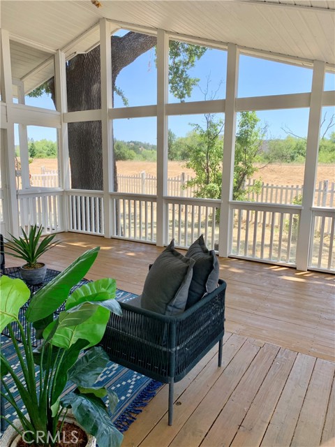 19779 Mountain Meadow S, Hidden Valley Lake CA: https://media.crmls.org/medias/24dcd061-87bd-4e54-9ed5-d7539a15fd49.jpg