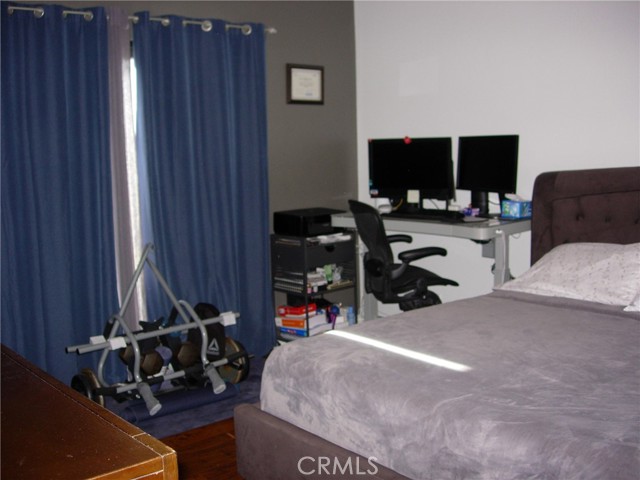 4900 N Grand Avenue, Covina CA: https://media.crmls.org/medias/24dd1108-b570-4ba2-a973-57bc1b46242e.jpg