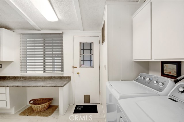 Detail Gallery Image 7 of 14 For 1919 W Coronet #62,  Anaheim,  CA 92801 - 2 Beds | 2/1 Baths