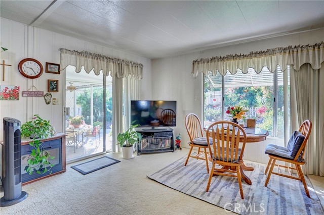 Detail Gallery Image 13 of 64 For 1919 W Coronet #79,  Anaheim,  CA 92801 - 2 Beds | 2 Baths