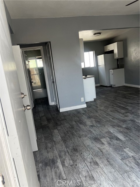 Detail Gallery Image 6 of 16 For 120 W 73rd, Los Angeles,  CA 90003 - 17 Beds | 7 Baths