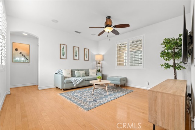 Detail Gallery Image 22 of 46 For 513 Pecan Ave, Huntington Beach,  CA 92648 - 3 Beds | 3/1 Baths