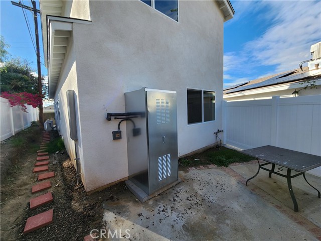 Detail Gallery Image 23 of 23 For 16432 Halsted St., North Hills,  CA 91343 - 3 Beds | 2/1 Baths