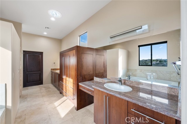 Detail Gallery Image 45 of 75 For 57315 Tecuya Dr, Yucca Valley,  CA 92284 - 4 Beds | 3/1 Baths