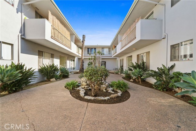 Detail Gallery Image 4 of 20 For 840 Cedar Ave. Unit #20, Long Beach,  CA 90813 - 2 Beds | 1 Baths