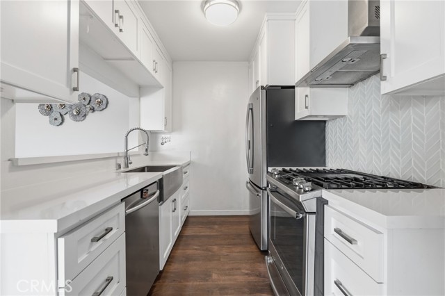 Detail Gallery Image 10 of 27 For 1422 Rock Glen #309,  Glendale,  CA 91205 - 2 Beds | 2 Baths