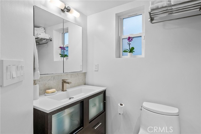 3605 Crest Drive, Manhattan Beach, California 90266, 2 Bedrooms Bedrooms, ,1 BathroomBathrooms,Residential,Sold,Crest,SB21199066