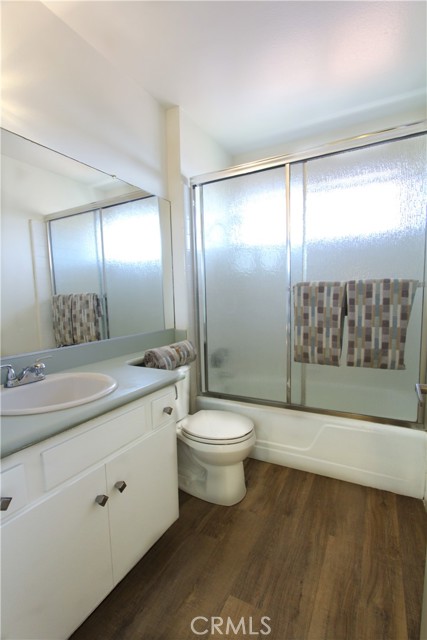 Upstairs Bathroom