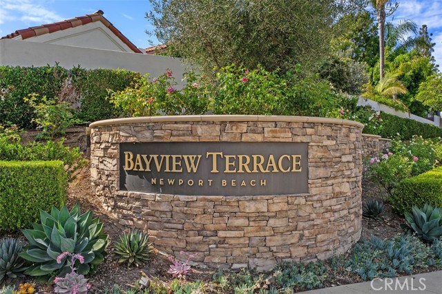 Detail Gallery Image 3 of 46 For 24 Cormorant, Newport Beach,  CA 92660 - 2 Beds | 2 Baths