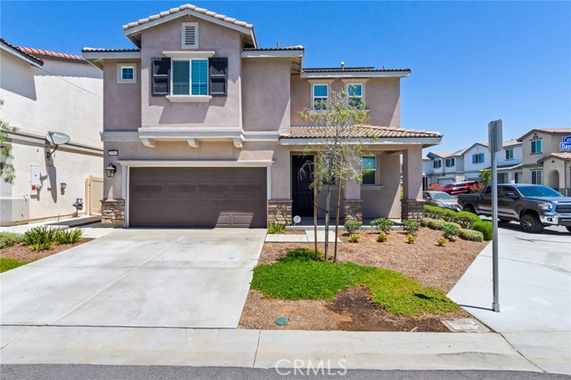 Detail Gallery Image 2 of 34 For 24964 Dassault Ct, Moreno Valley,  CA 92553 - 4 Beds | 2/1 Baths