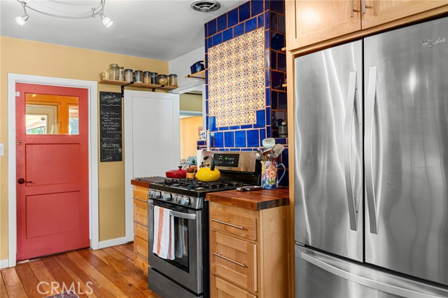 466 E 2nd Avenue, Chico CA: https://media.crmls.org/medias/24e47472-4cad-4d84-8e09-195e9458afd7.jpg