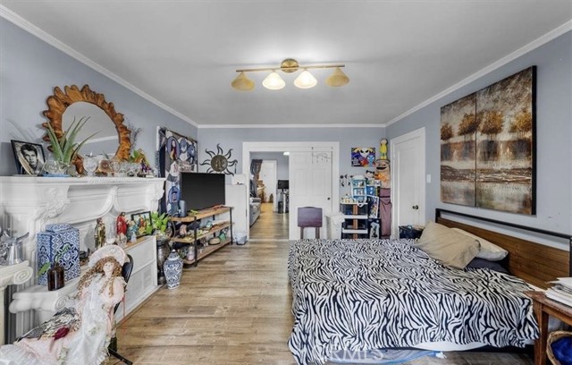 1236 W Martin Luther King Jr., Los Angeles CA: https://media.crmls.org/medias/24e498bd-aed9-445c-8b15-0e6d2baf50cb.jpg