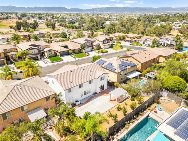 Detail Gallery Image 13 of 16 For 29192 Gandolf Ct, Murrieta,  CA 92563 - 4 Beds | 2/1 Baths
