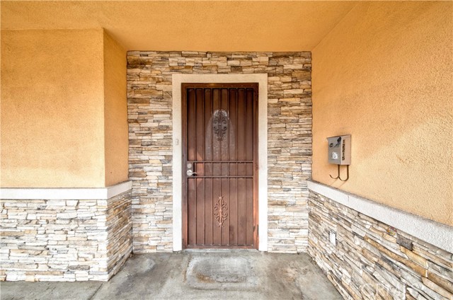 Detail Gallery Image 6 of 42 For 12213 Tilbury St, Hawaiian Gardens,  CA 90716 - – Beds | – Baths