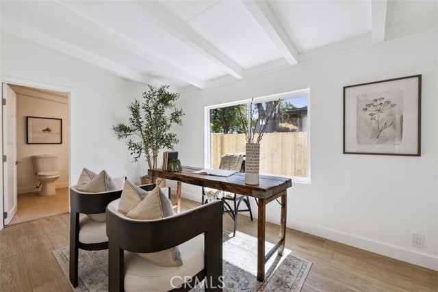 Detail Gallery Image 14 of 33 For 21 La Cadena St, Santa Barbara,  CA 93103 - 3 Beds | 2/1 Baths