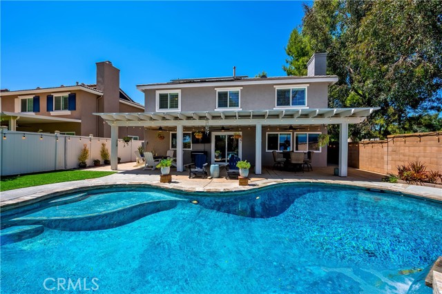 33037 Paterno Street, Temecula CA: https://media.crmls.org/medias/24e74050-901a-4878-b909-7f693ed5c5ca.jpg