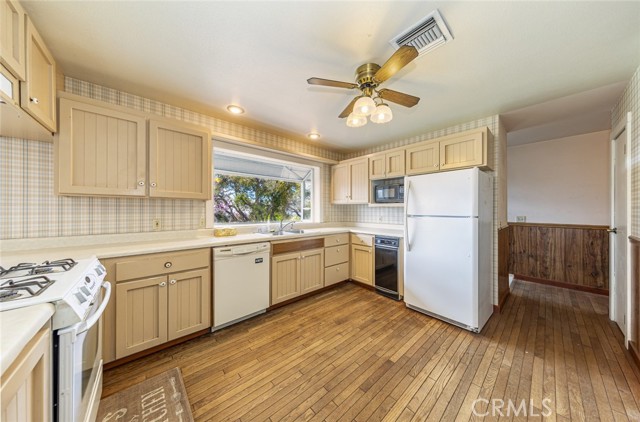 Detail Gallery Image 16 of 67 For 55585 Quail Hollow Ct, North Fork,  CA 93643 - 3 Beds | 2 Baths