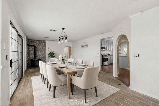 Detail Gallery Image 7 of 54 For 34754 Ellenan, Acton,  CA 93510 - 5 Beds | 4 Baths