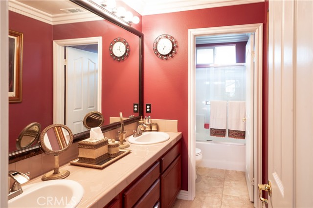 20642 Iris Canyon Road, Riverside CA: https://media.crmls.org/medias/24e9a2fc-0e5d-41ee-a6c8-ac201274b742.jpg
