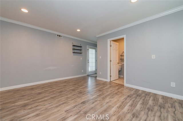 Image 17 of 38 For 9163 Duarte Road