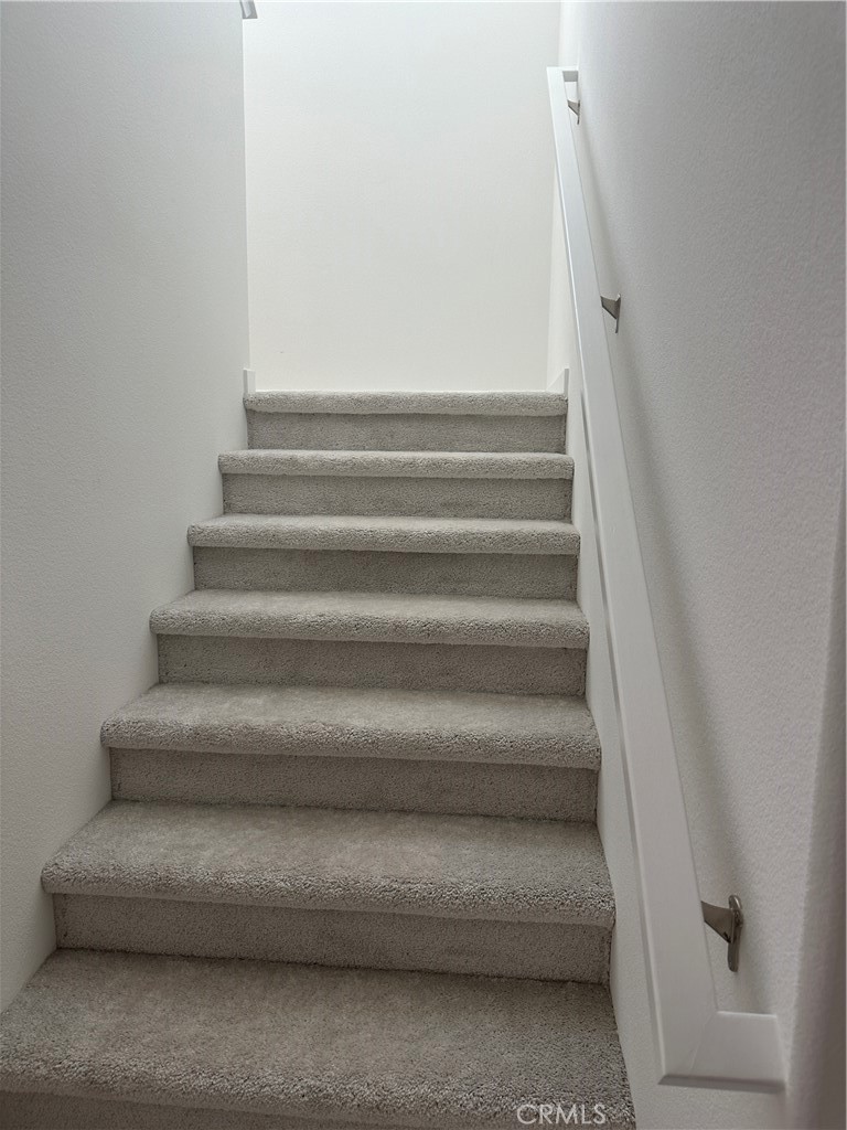 https://media.crmls.org/medias/24eae267-7c67-4670-8248-f3eae9923d36.jpg?preset=X-Large
