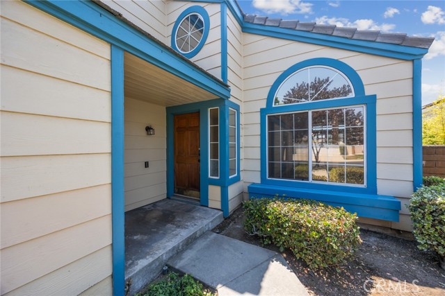 5795 Blackbird Lane, La Verne CA: https://media.crmls.org/medias/24eb1027-03e4-4b13-bf38-2ea8114cb9a1.jpg
