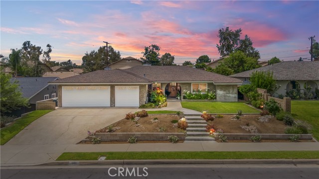 949 Inverness Ave, Glendora, CA 91740