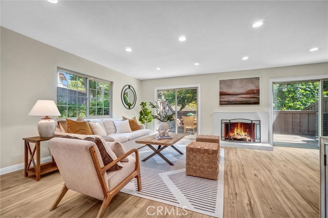 Detail Gallery Image 15 of 34 For 2609 Cypress Point Dr, Fullerton,  CA 92833 - 3 Beds | 2/1 Baths