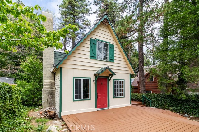 Detail Gallery Image 2 of 30 For 26370 Alpine Lane, Twin Peaks,  CA 92391 - 2 Beds | 1 Baths