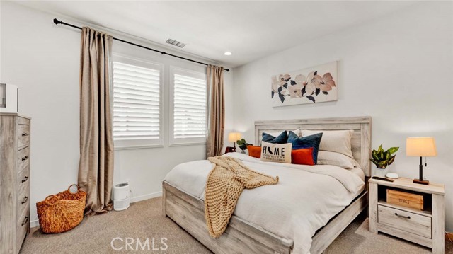 Detail Gallery Image 12 of 43 For 1006 Overton Ct, Tustin,  CA 92780 - 3 Beds | 2/1 Baths