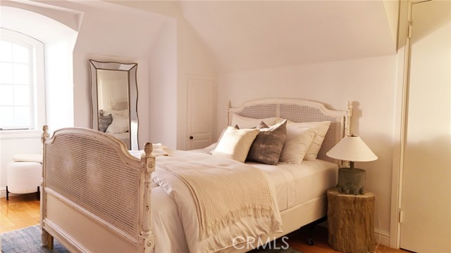 605 Paseo Del Mar, Palos Verdes Estates CA: https://media.crmls.org/medias/24ec7b59-4342-46b2-8e66-f932bb59a568.jpg