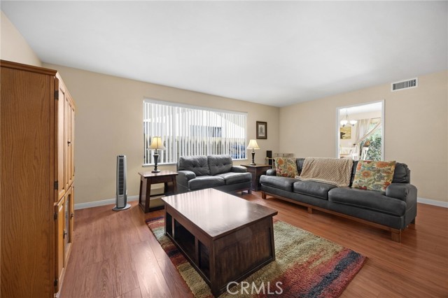 Detail Gallery Image 24 of 36 For 9906 Cedar Ct, Cypress,  CA 90630 - 3 Beds | 2/1 Baths