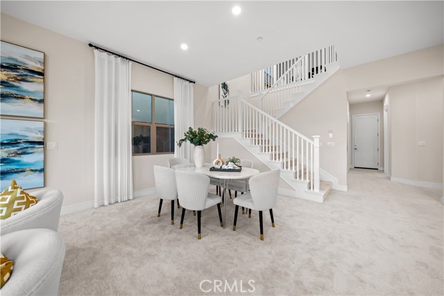 146 Tomahawk, Irvine CA: https://media.crmls.org/medias/24ef9f67-41bd-4f4d-bc4f-8e85b65bca5f.jpg