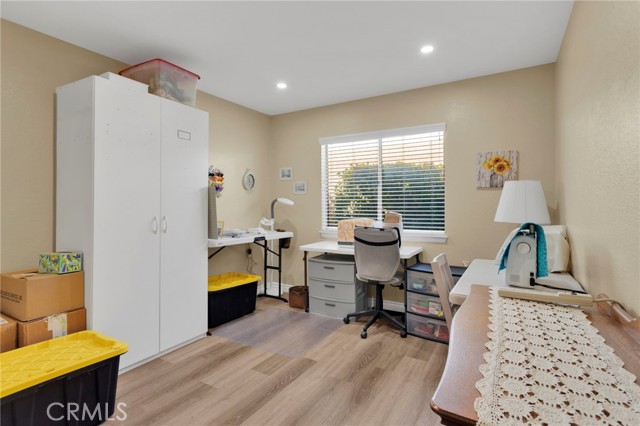 Detail Gallery Image 19 of 38 For 13032 Rainwood Ct, Victorville,  CA 92395 - 2 Beds | 2 Baths