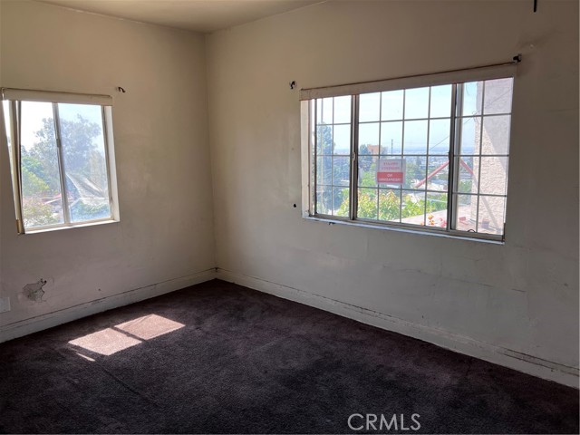 1086 N Bonnie Beach Place, Los Angeles CA: https://media.crmls.org/medias/24f2ee3c-7611-4081-855b-438fa8186f67.jpg