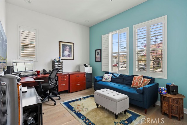 14432 Windfall Lane, Huntington Beach CA: https://media.crmls.org/medias/24f310cf-25ec-4d09-8159-a823b85cff96.jpg